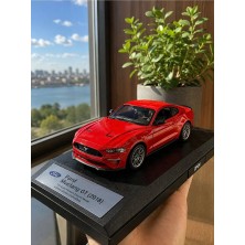 Scntoys 1:26 Ölçek Ford Mustang Diecast Model Araba Özel Standlı Kapıları Açılır Ford Mustang 2018 Gt Model Araba