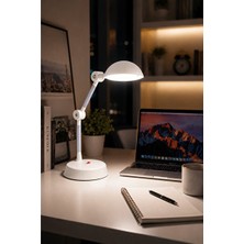 Lusenne Masa ve Gece Lambası: Beyaz LED Masa Lambası - Göz Yormayan ve Ayarlanabilir Aydınlatma