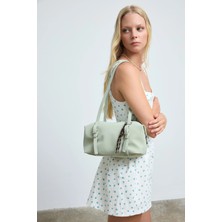 Shule Bags Gia Charmlı Oval Çanta Mint