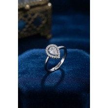 Rafiel Ayarlamalı Silver Renk Metal Zirkon ve Kristal Taşlı Damla Model Yüzük