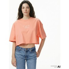 Calvin Klein Cropped Boxy Chain Stitch Logo Kadın Pembe Crop T-Shirt