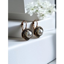 Fayra Accessories Zirkon Taşlı Sarmal Inci Sallantılı Küpe