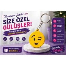 YSN Sounds Emoji Anahtarlık , Göz Kırpan Emoji Şeklinde Araç Anahtarlık - Emoji Araba Anahtarlığı