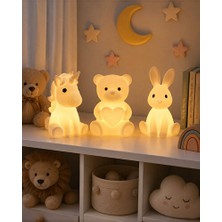 Ravéon Masa ve Gece Lambası Çocuklar Için Unicorn ve Tavşan Temalı LED Mumluk Seti