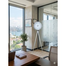 Ankaverse Beyaz 24 Saat Göstergeli Tripod Ayaklı Saat