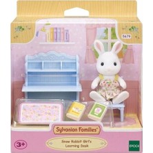 Sylvanian Families Kar Tavşan Kız ve Çalışma Masası 5679