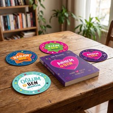 Nesnel Gift Annem ve Ben Aramızda Günlük ve 4'lü Bardak Altlığı Seti Uv Baskı 9 cm Mdf