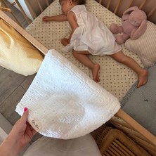 Caline Baby 2 Katlı %100 Pamuk Müslin Brode Kundak ve Örtü Bezi | 110X110 cm | Sümbül Desen | Yenidoğan & Bebek Battaniyesi