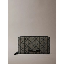 Calvin Klein Kadın Ck Monogram Logolu Fermuarlı Haki Cüzdan LV04F1163G-7UL