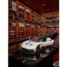 Oyuncak Sahili Aston Martin Vulcan Turbo Metal Araba Kapıları Açılır Çekbırak Diecast Koleksiyon 12CM Model Orjnal Metalic Beyaz