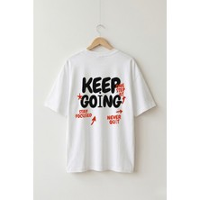 Maison De Mode Oversize Unisex Beyaz Önlü Arkalı Keep Going Baskılı Tişört