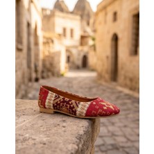 Futsi Shoes Vıttorıa Hakiki Deri Etnik Desenli Kadın Kırmızı Kilim Desenli Babet
