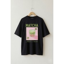 Maison De Mode Oversize Unisex Siyah Çilekli Matcha Latte Grafik Tasarım T-Shirt