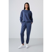Tommy Life Petrol Basic Pamuklu O Yaka Rahat Form Lastik Paça Kadın Eşofman Takım - 95287