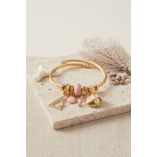 Clariss Pembe Deniz Kabuğu Model Gold Renk Charmlı Bileklik