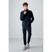 Air Jones Lacivert Yüzeyi Dokulu Standart Fit Nakışlı Erkek Eşofman Takım - 85248