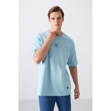 Tommy Life Açık Mavi Pamuklu Kalın Yumuşak Dokulu Oversize Fit Baskılı Erkek T-Shirt - 88323
