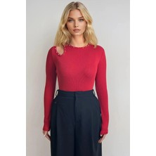 TeknoKapsül Trend Alaçatı Stili Kadın Kırmızı Bisiklet Yaka Out Cut Kesimli Inci Çakmalı Fitilli Örme Bluz ALC-X13331