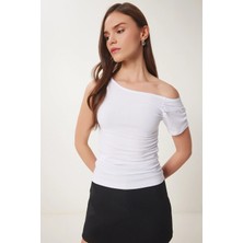 TeknoKapsül Happiness Istanbul Kadın Beyaz Büzgü Detaylı Örme Bluz ZV00275