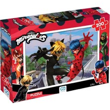 1001 Ca Games Mucize: Uğur Böceği ile Kara Kedi Lisanslı 200 Parça 33X48CM Çocuk Puzzle Yapboz Seri