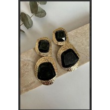 Kadın Küpe Old Money Seri Iki Çizgi Desen Plaka Siyah Taş Sallantı Model Kararmaz Küpe