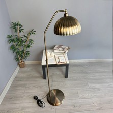 Bamyum Pearl Kısa Boylu Bal Rengi Cam Eskitme Kısa Bükük Gövde Lambader Modern Metal Zemin Lambası