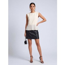 Farren Kolsuz Pileli Peplum Detaylı Bluz