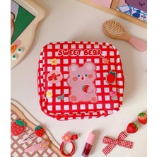 SYN Kawaii Teddy Bear Desenli Hijyenik Ped Çantası | Organizeri | Makyaj & Kozmetik Saklama Çantası | Fermuarlı Mini Düzenleyici
