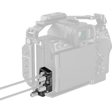 Smallrig 6062 Sony Alpha 7 V Cages  Için Usb-C Kablo Kelepçesi