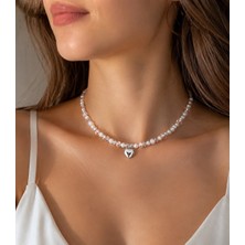 Aurevyn Design Kristal Boncuklu Kalp Detay Choker Kolye