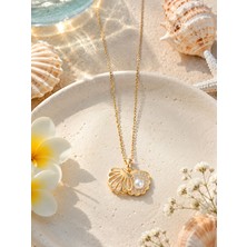 Jammy Jewerly Deniz Kabuğu ve Inci Detaylı Kolye – Gold Renk Paslanmaz Çelik Zarif Kadın Kolyesi