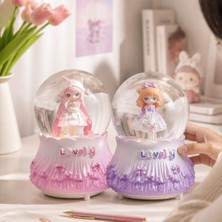 Keyfim Shop Müzikli Işıklı Kar Küresi Sevimli Kız Figürlü Büyük Boy Mavi Renkli Püskürtmeli