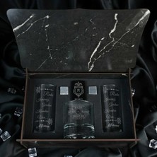 Hediyelerin Efendisi Ahşap Kutulu İsim ve Söz Yazılı Kişiye Özel Rakı, Çakmak ve Taşlı Viski Kadehi Seti