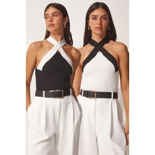 TeknoKapsül Happiness Istanbul Kadın Siyah Beyaz Halter Yaka 2'li Paket Crop Triko Bluz US00915