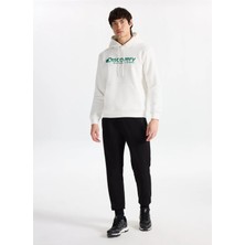 Discovery Expedition D5WM-SWT3854 Beyaz Kapüşon Yaka Relaxed Baskılı Erkek Sweatshırt