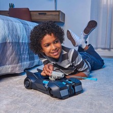 DS LLC 037676 Dc Comics Tech Defender Batmobil -Spinmaster