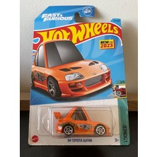 Hot Wheels 94 Toyota Supra Uzun Kart Turuncu
