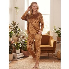 Kadın Uzun Kollu Kadife Pijama Takımı