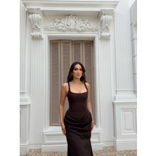 Elinda Askılı Sırt Bağcık Detay Midi Elbise 221813