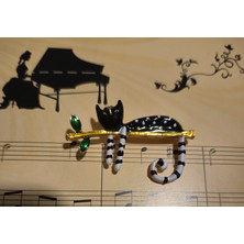 Müzik Ve Herşey Kara Kedi Broş