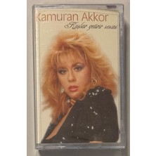 De-Ka Giyim Kamuran Akkor Kuşlar Getirir Sesini Kaset (Sıfır Jelatinli)