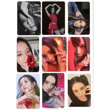 Jisoo Balackpink  Fotokart Pvc Kaplı 9*6 cm 7 Adet Al 2 Adet Hediye Gönderimi Yapılacktır