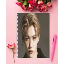 Rollas Store Felix Stray Kids Defter   Özel Tasarım A4 Boyutu 21*29 cm Telli Kareli Defter