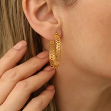 Nox Jewelry 14 Ayar Altın Kaplama Geometrik Desenli Kalın Halka Gümüş Küpe – Modern Tasarım
