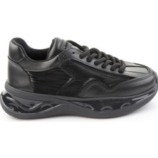 Bambi Siyah  Kadın Sneaker K01228091272