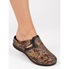 Shoemix Kadın Hakiki Deri Mozaik Desenli Rahat Ev ve Dış Mekan Sabo Terlik ( Bir Numara Büyük Alınız )
