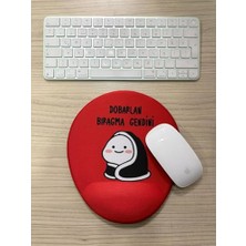 Esranın Dünyası Dobarlan Bıragma Gendini Baskılı Bilek Destekli Oval Mouse Pad (Kırmızı)