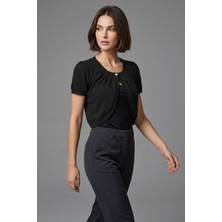 Şiir Vurta Slim Kalıp Oval Etek Şık Düğmeli Ajur Desenli Kısa Kollu Kısa Kadın Hırka & Bolero - Siyah