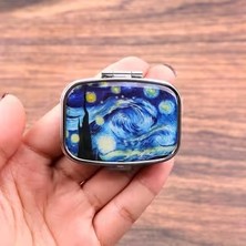 Zurafa Shop Van Gogh Temalı Mavi Ay  Mini Vintage Saklama Kutusu – Dekoratif Metal Organizer