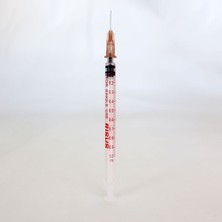 Risus 1cc Steril Luer-Slip Iğneli Enjektör, Insülin Enjektörü 26G (0,45X13MM) (240 Adet)
